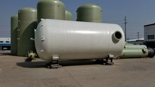 玻璃鋼儲罐-外加膠衣